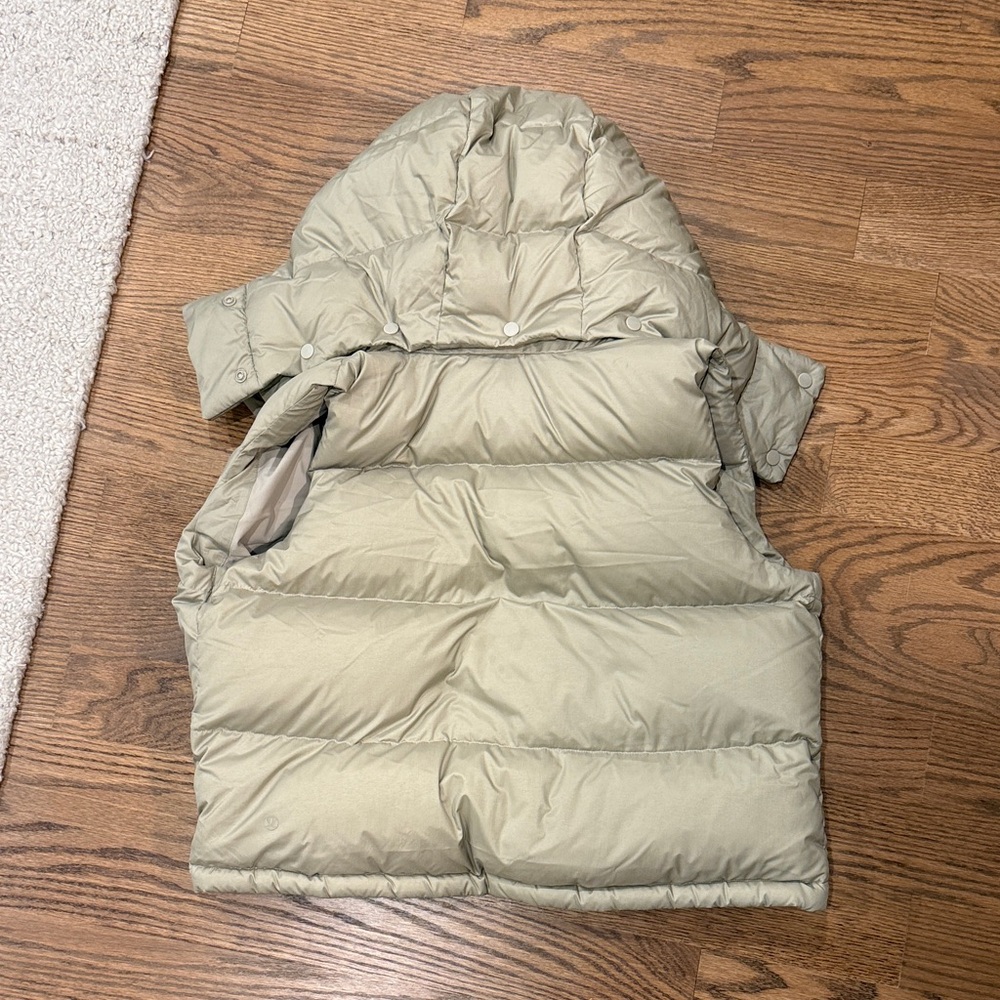 Lululemon Wunder Puff Vest in Light Green - Picture 14 of 14